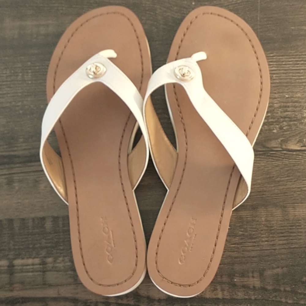Coach White Cream Leather Flip Flops